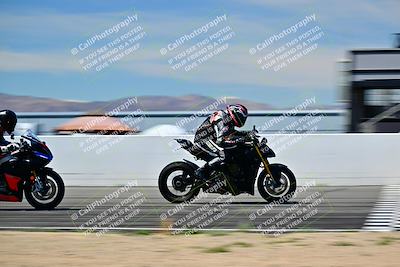 media/Mar-25-2024-Moto Forza (Mon) [[8d4319bd68]]/3-Intermediate Group/Session 4 (Front Straight Speed Pans)/